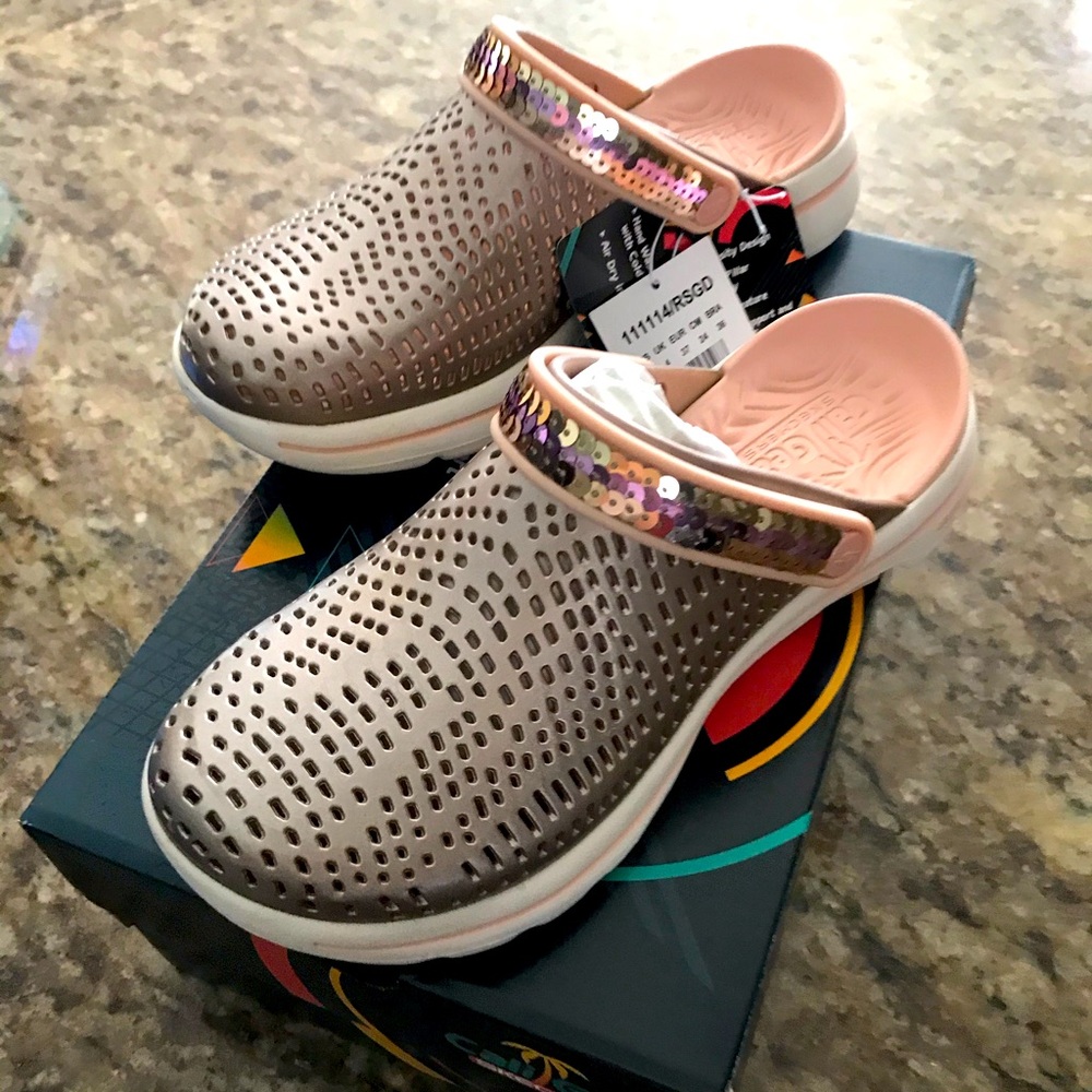 💖Cali year Skechers comfy shoes 💖